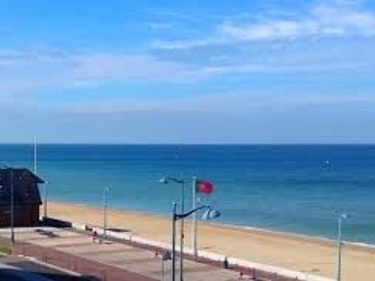 Appartement En Front De Mer A Villers-Sur-Mer Face Au Casino, 2P Tout Equipe Avec Parking Privatif - Fr-1-712-14 Exterior foto